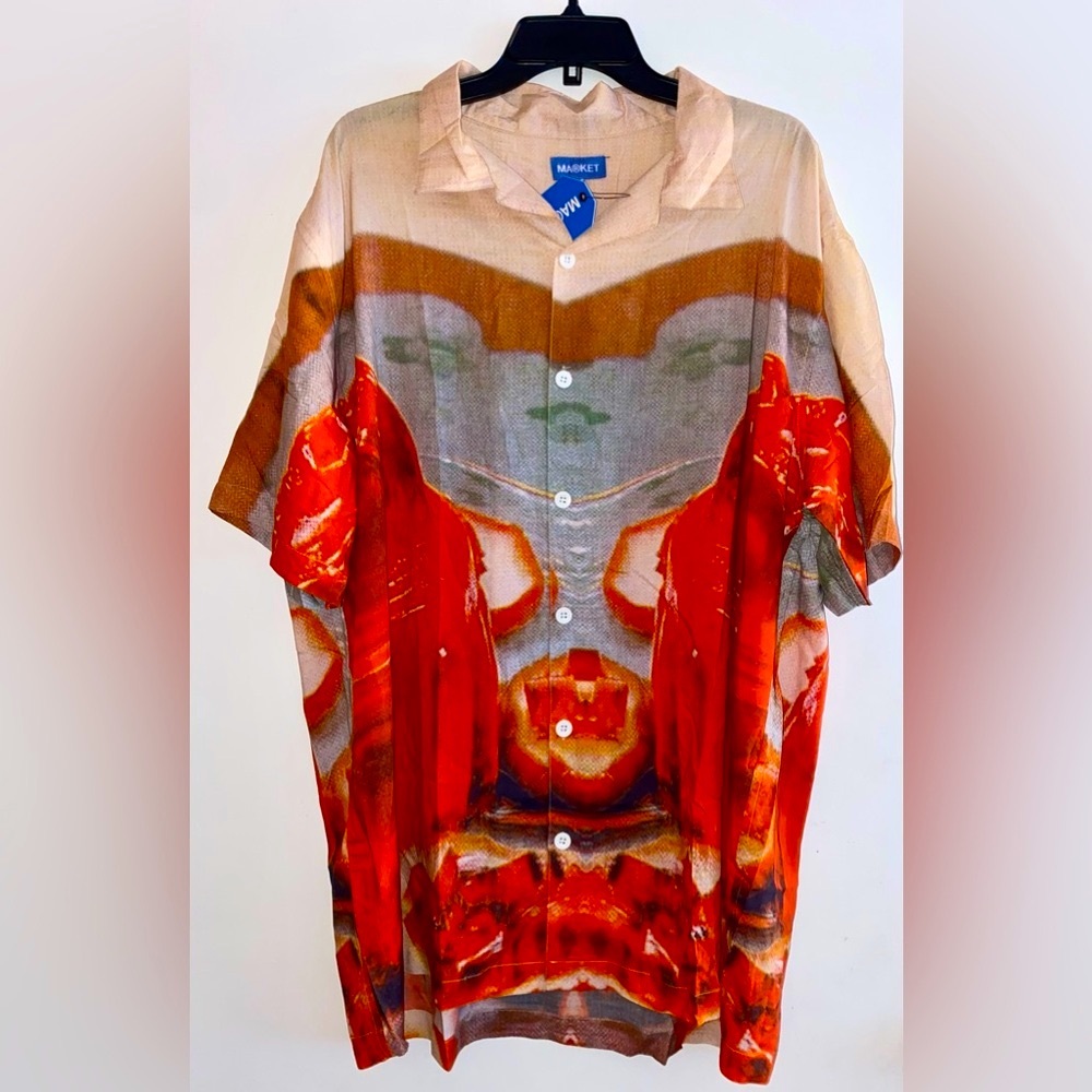 New The Market Entertaining SS Button Up Men Size XL  100% Viscose